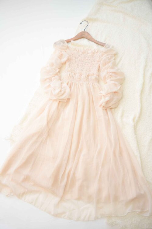 フォトスタジオ家族日和名古屋店のマタニティ衣装